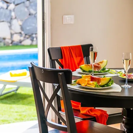 Luciana Villa Costa Adeje (Tenerife)