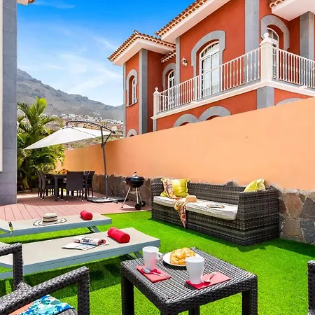 Luciana Villa Costa Adeje (Tenerife)